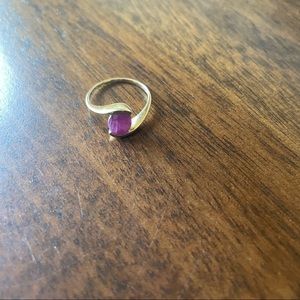 10k yellow gold ruby ring